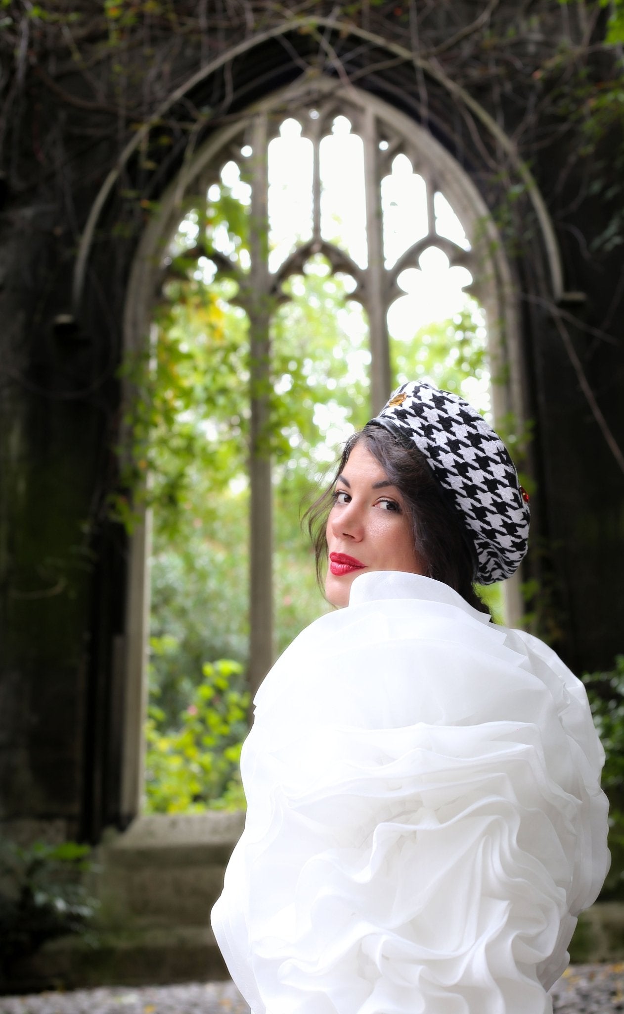 Crow's feet bead embroidery hat - Dedais Slow Fashion