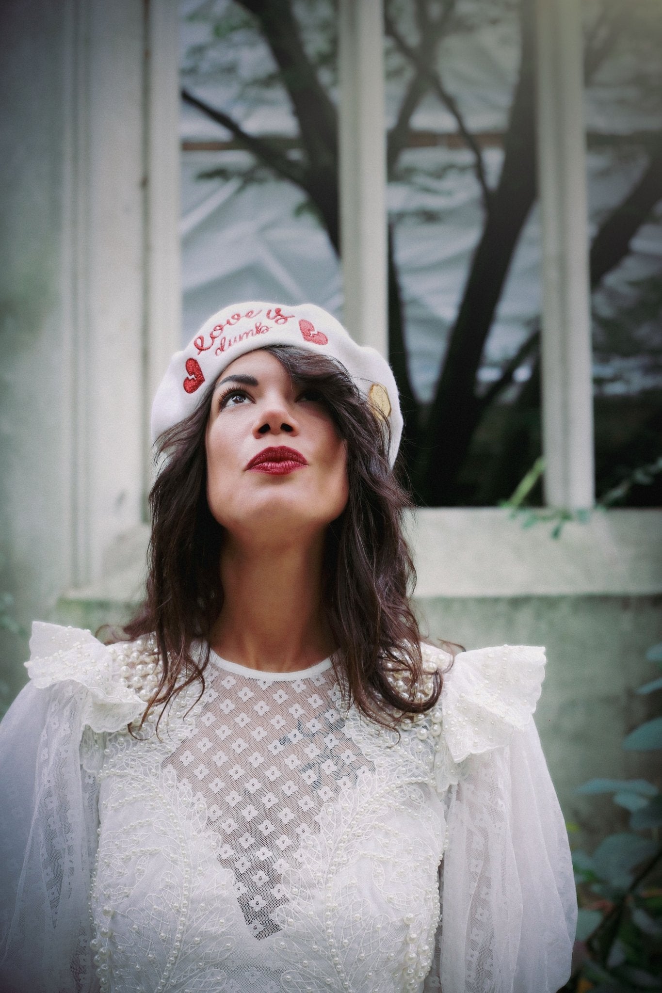 Embroidered hats for women with hearts - Dedais Slow Fashion