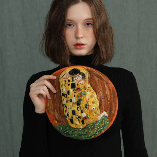 Handmade Wool Beret Hat for Women Gustav Klimt Kiss Painting - Dedais Slow Fashion