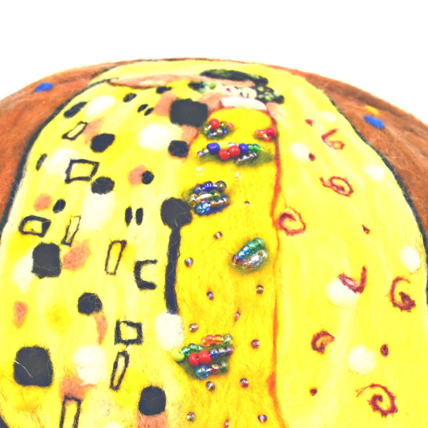 Handmade Wool Beret Hat for Women Gustav Klimt Kiss Painting - Dedais Slow Fashion