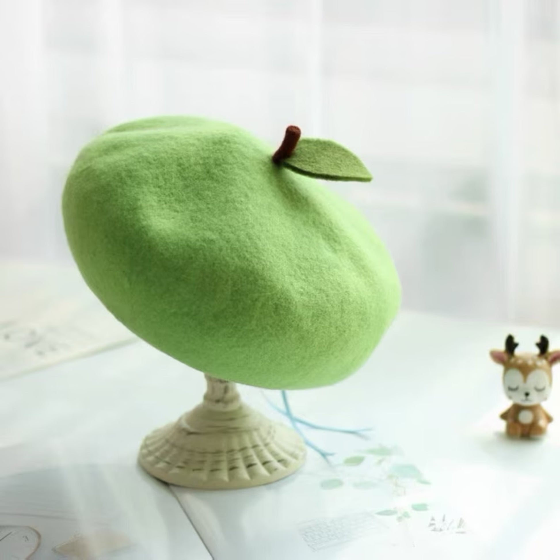 Green Apple Wool Beret - Dedais Slow Fashion