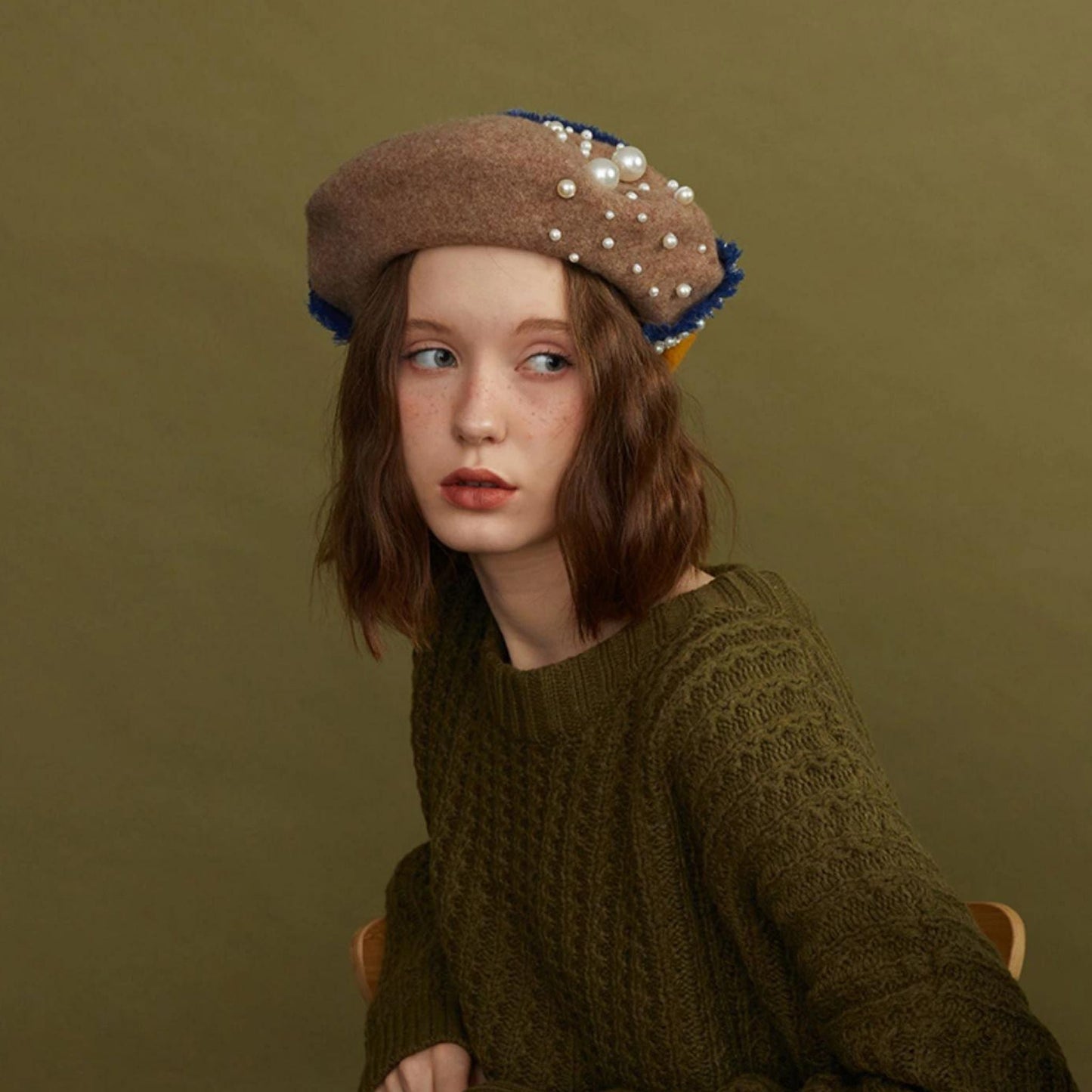 Handmade Wool Beret Hat with Pearls for Women - Dedais Slow Fashion